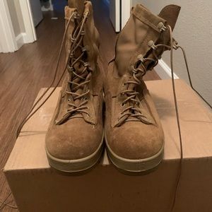 Mcrae military combat boots US 7w